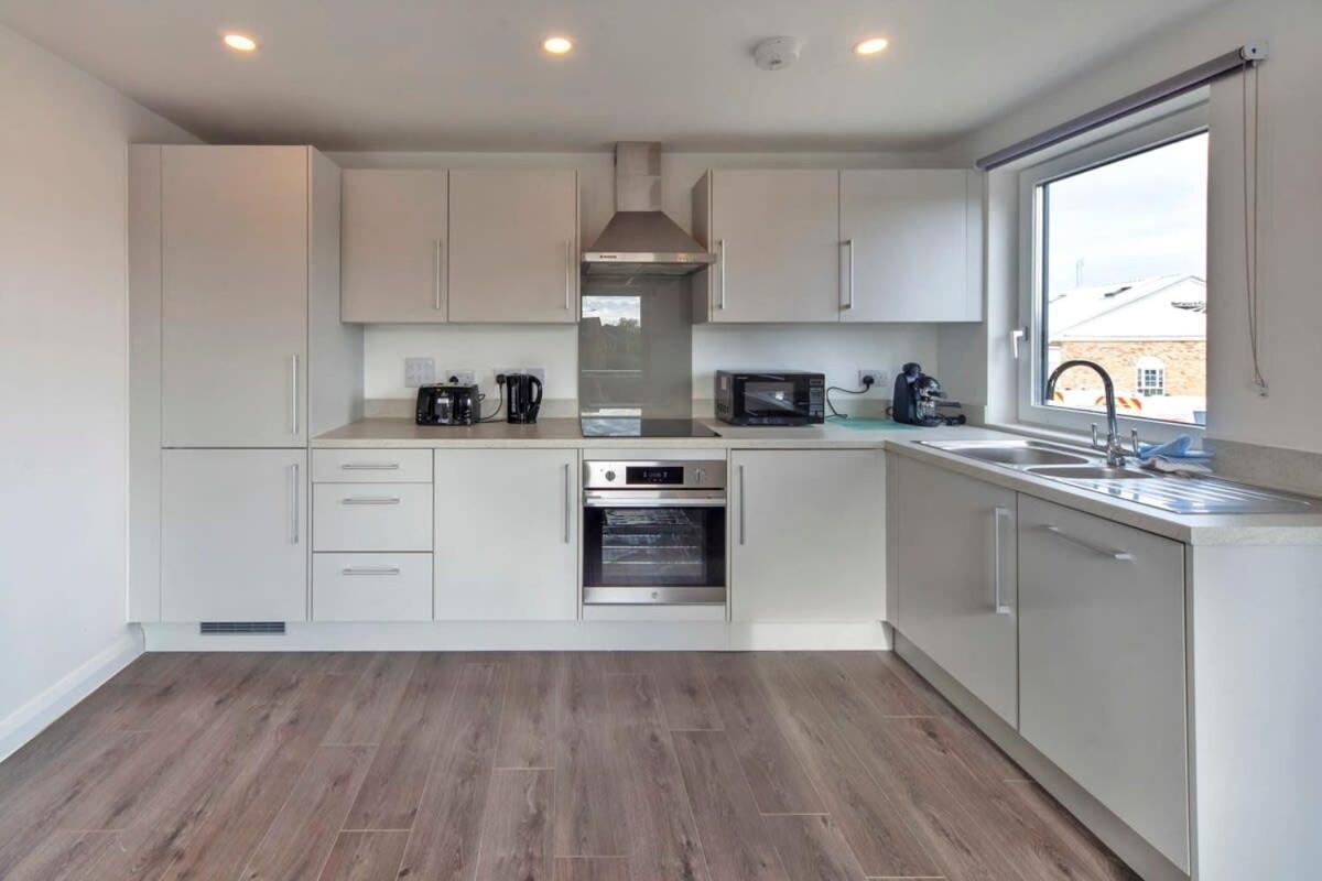 Lovely 1 Bedroom Apartment In Ashford Ashford  Zewnętrze zdjęcie